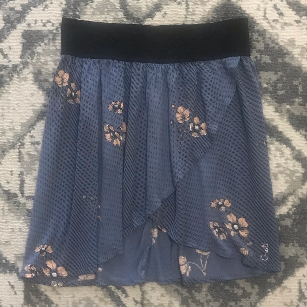 O’NEILL mini skirt floral flowy w/ elastic waist